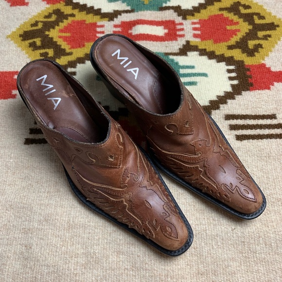 MIA Leather “Phoenix” Heeled Slides-5.5 - Picture 2 of 8